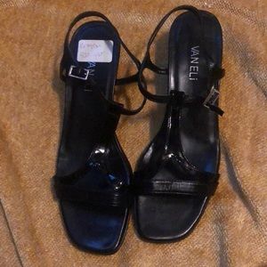 Black Vaneli dress shoes